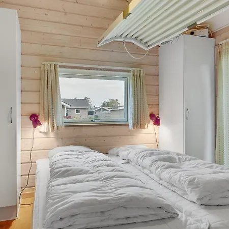 بيت للعطل Lovely In Sjolund With Sauna